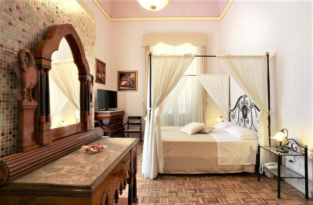Persone Palace Restyling Nardo Luaran gambar