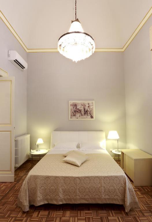 Persone Palace Restyling Nardo Luaran gambar