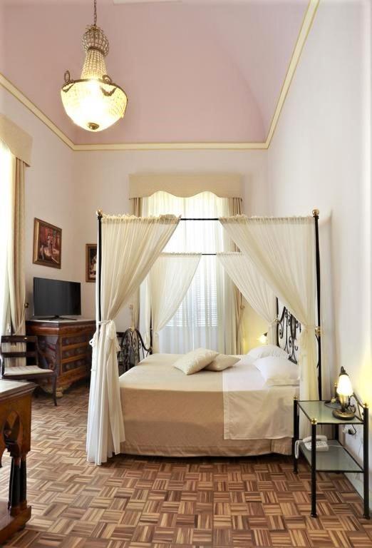 Persone Palace Restyling Nardo Luaran gambar